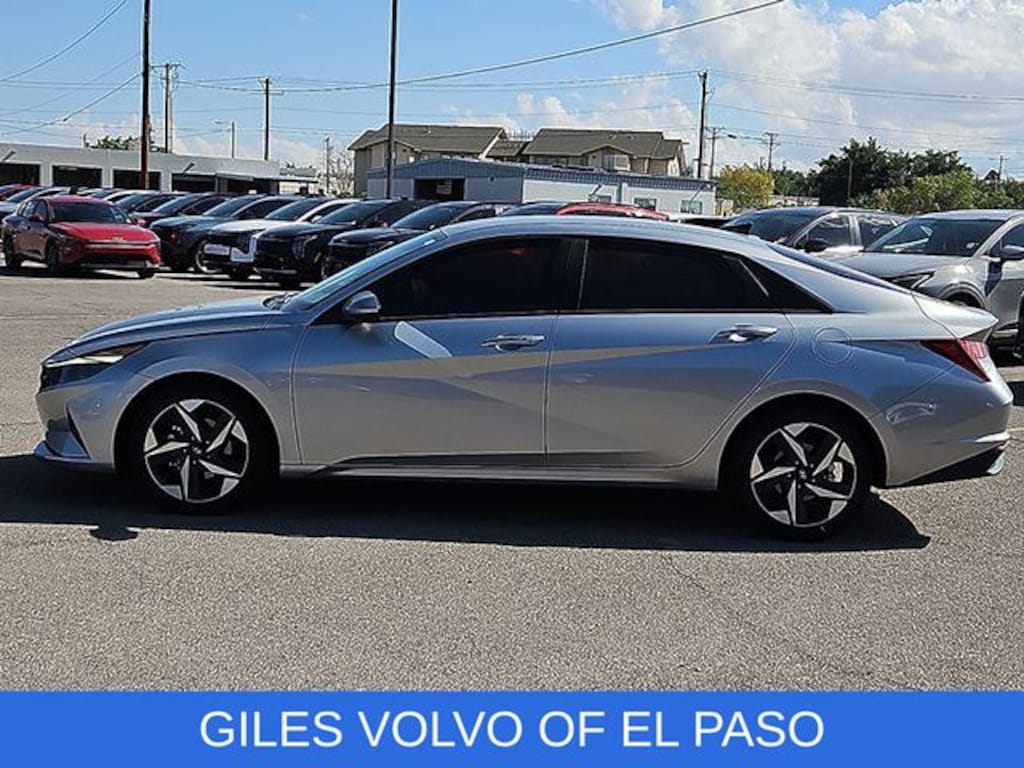 Used 2023 Hyundai Elantra SEL Sedan