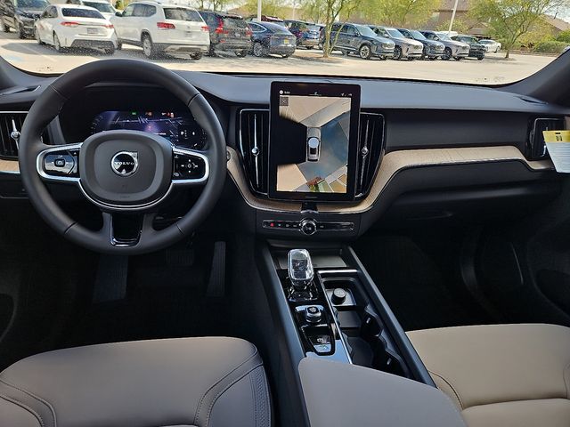 2026 Volvo XC60 Plus - Photo 15