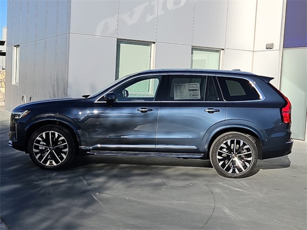 New 2026 Volvo XC90 plug-in hybrid T8 Plus 6-Seater SUV