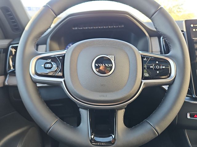 2026 Volvo XC90 Plus - Photo 23