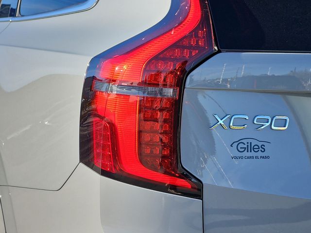 2026 Volvo XC90 Plus - Photo 12