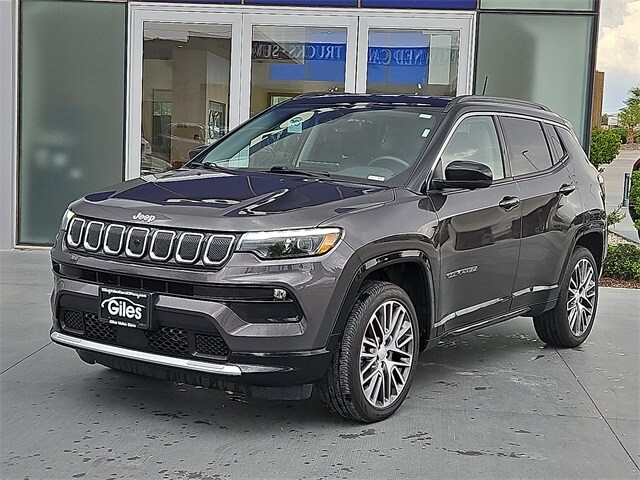2022 Jeep Compass Limited photo 2