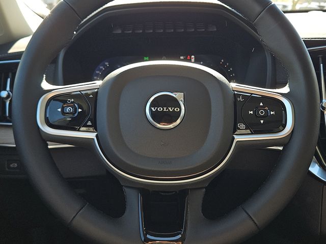 2026 Volvo XC90 Core - Photo 23