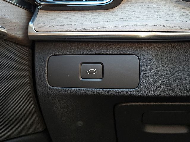 2026 Volvo XC90 Core - Photo 19
