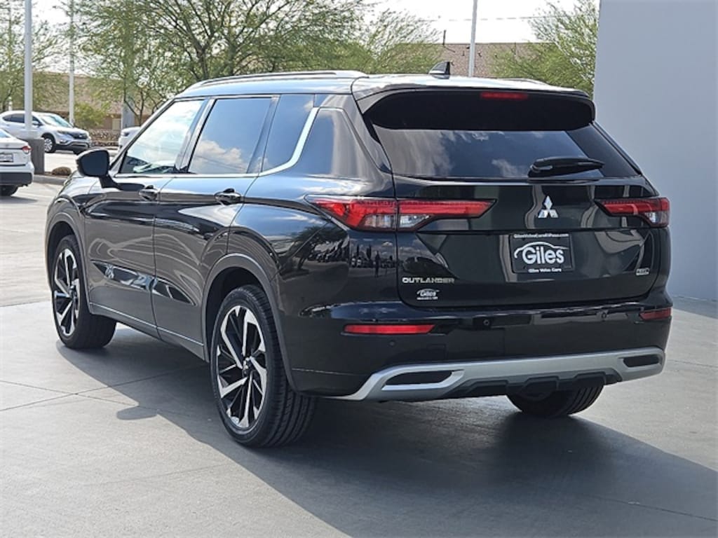 Used 2022 Mitsubishi Outlander SEL CUV