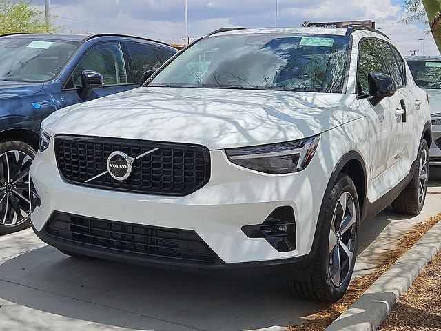 New 2026 Volvo XC40 B4 Plus