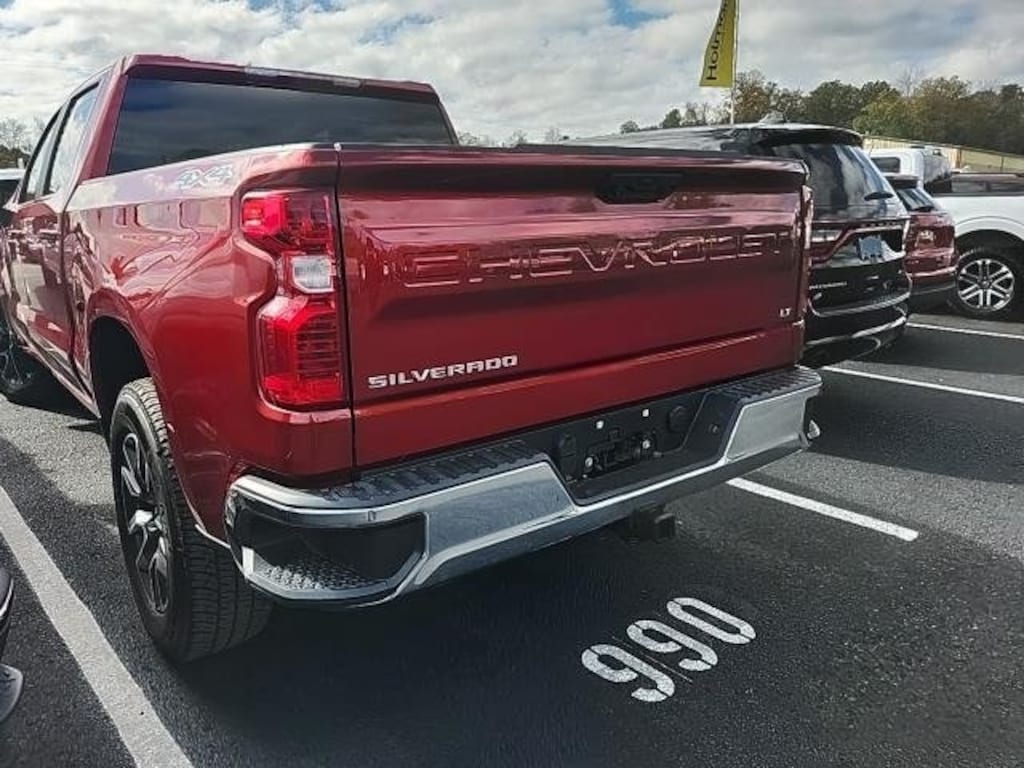 Used 2023 Chevrolet Silverado 1500 LT Truck Crew Cab