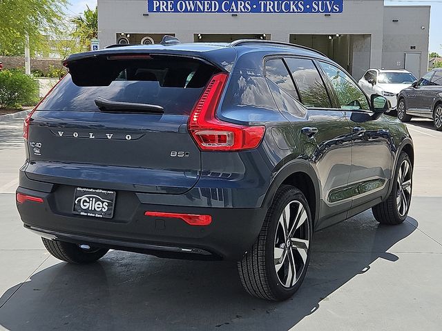 2026 Volvo XC40 Plus - Photo 6