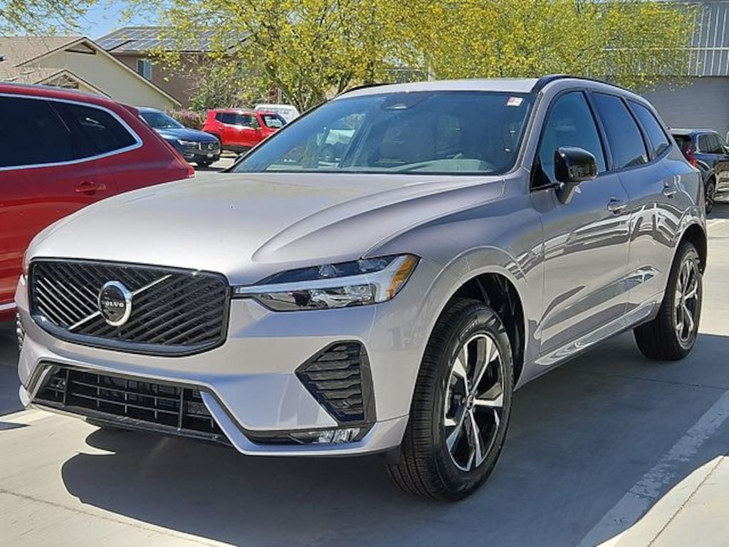 New 2026 Volvo XC60 B5 Core SUV