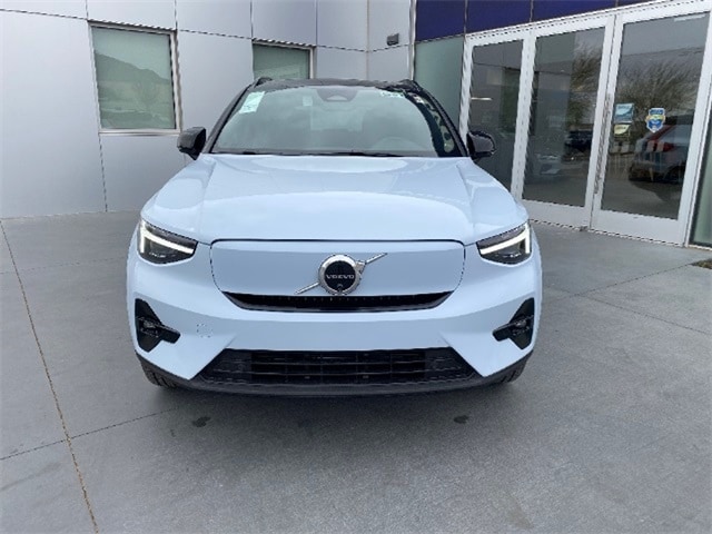 Used 2024 Volvo XC40 Plus with VIN YV4EH3HL3R2238390 for sale in El Paso, TX