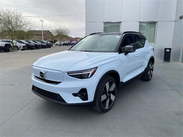 2024 Volvo XC40 Recharge Plus photo 4