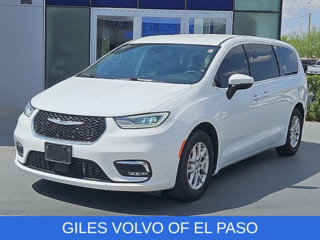 Used 2023 Chrysler Pacifica Touring L Van Passenger Van