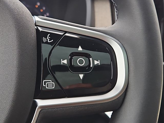 2026 Volvo XC90 Plus - Photo 21