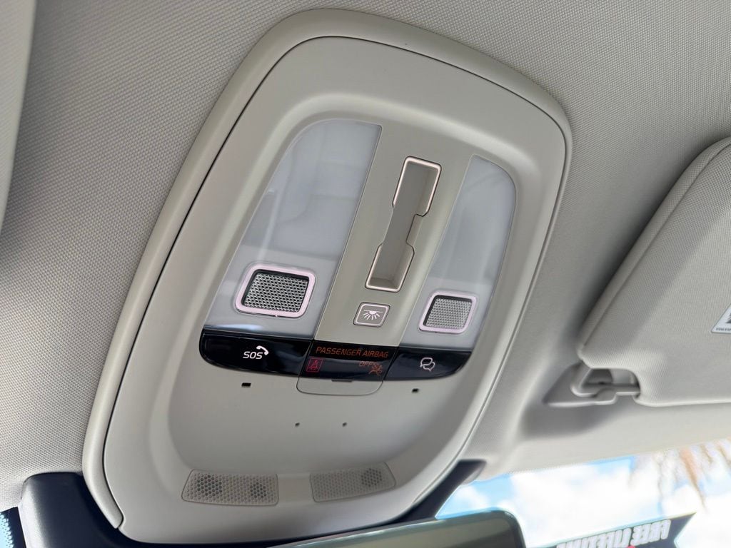 2026 Volvo XC90 Ultra - Photo 23