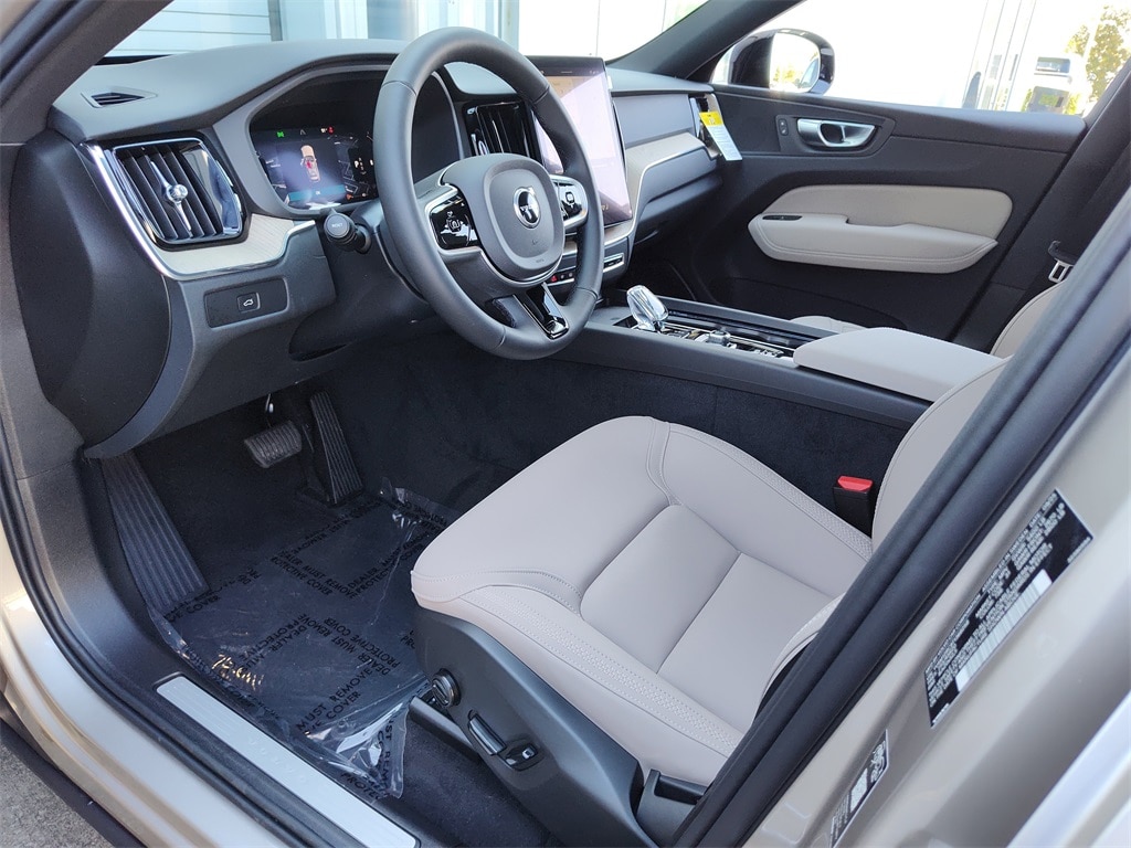 New 2026 Volvo XC60 B5 Plus SUV