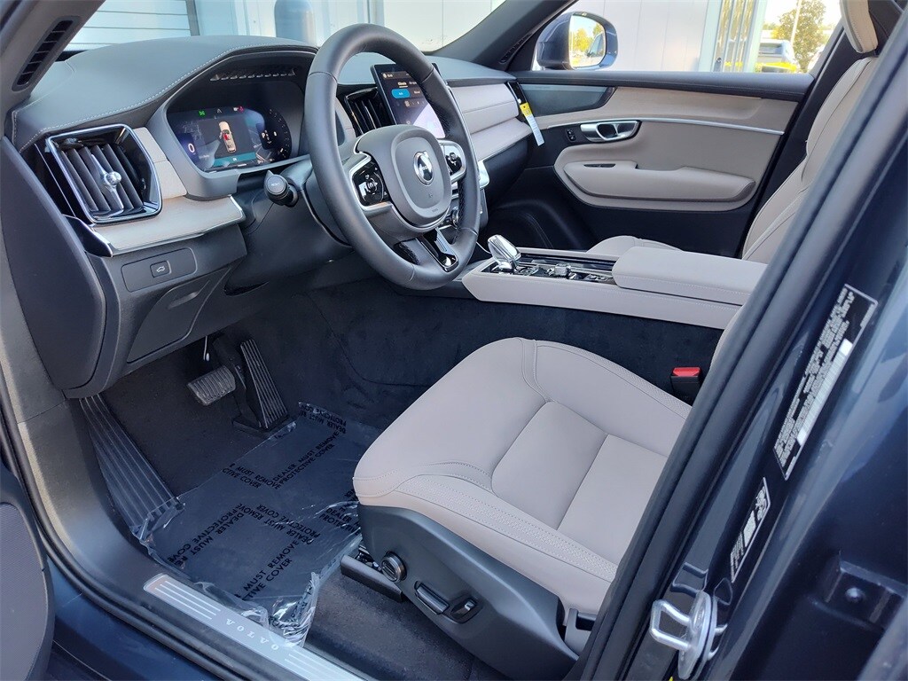 New 2026 Volvo XC90 B6 Plus 7-Seater SUV