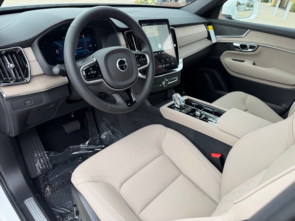 2026 Volvo XC90 Plus - Photo 12