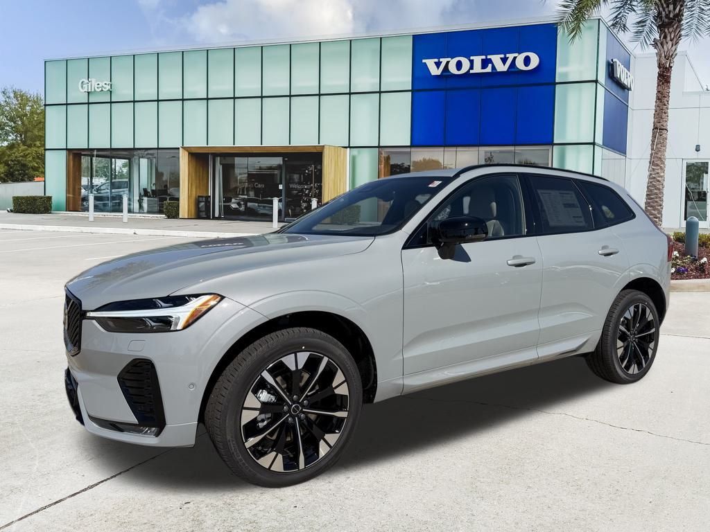 2026 Volvo XC60 Plus