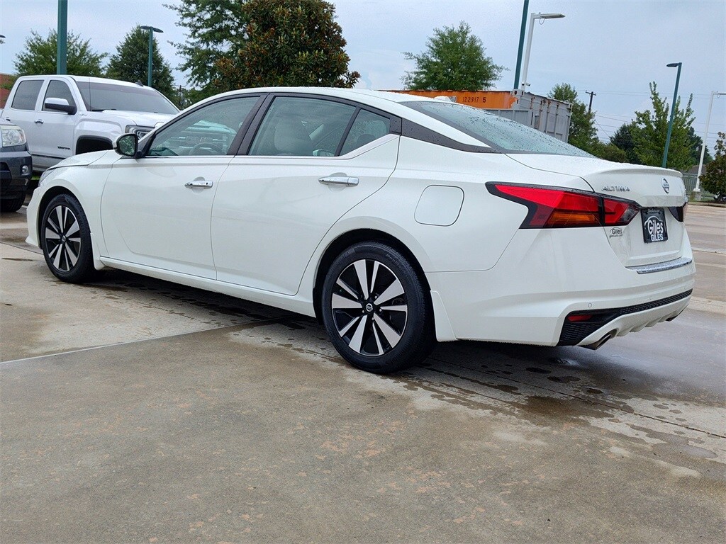 2021 Nissan Altima 2.5 SV photo 4