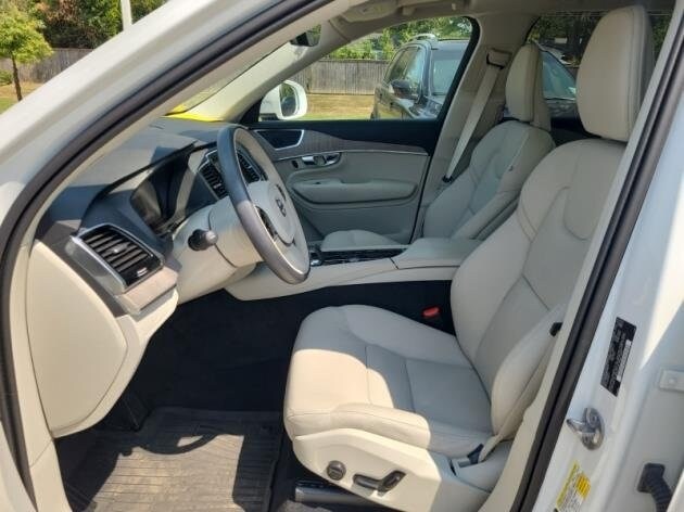 2024 Volvo XC90 Plus photo 3