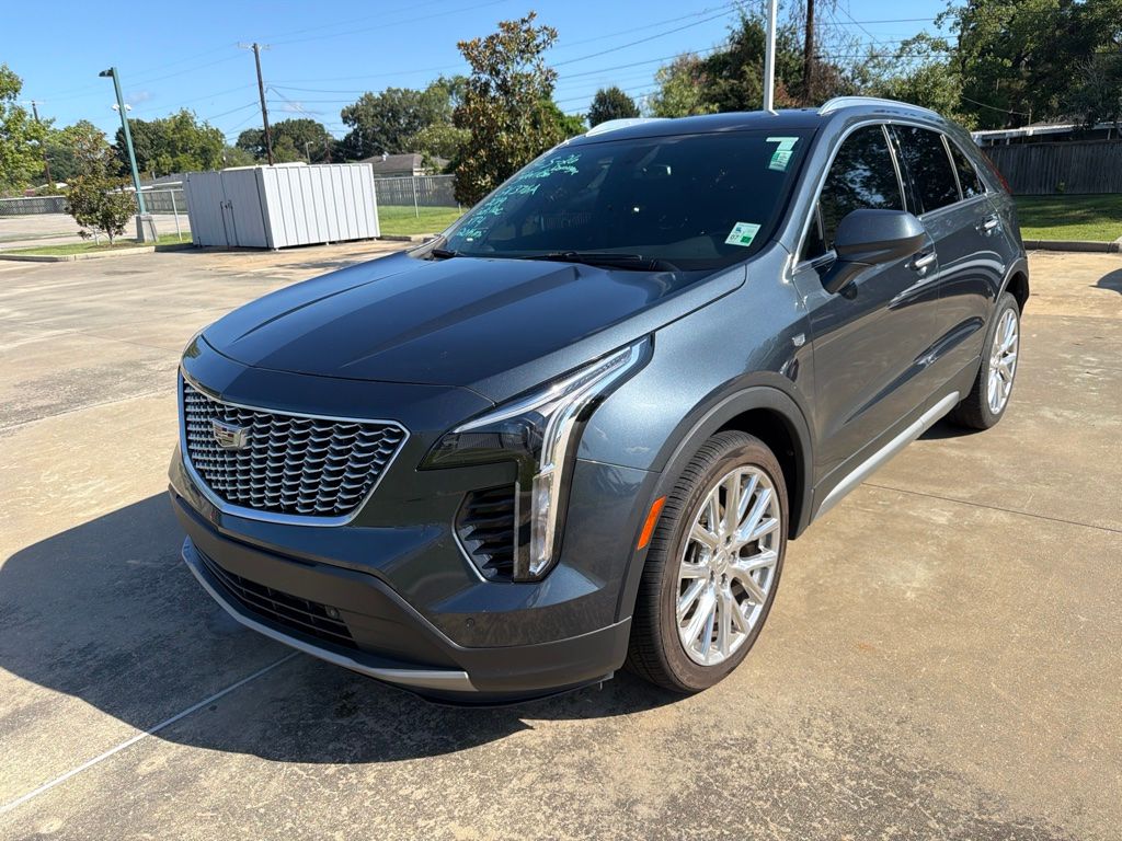 2019 Cadillac XT4 Premium Luxury