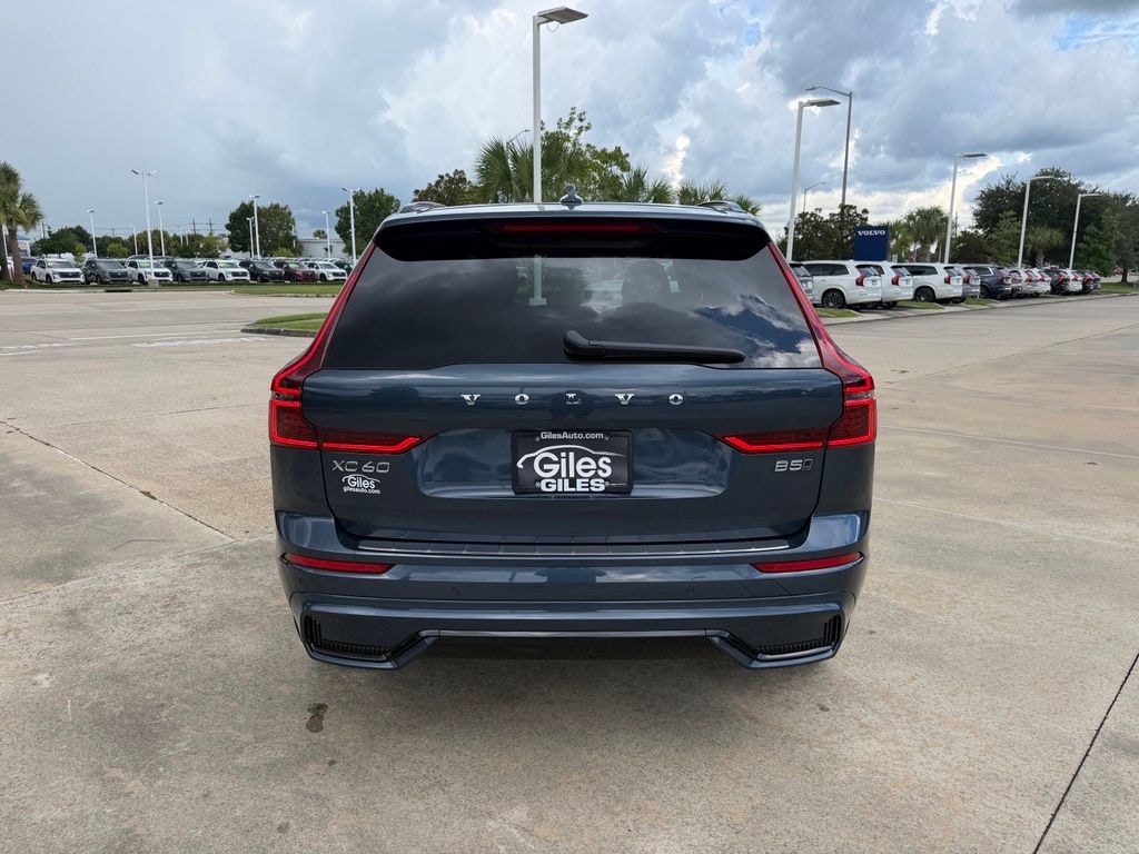 New 2027 Volvo XC60 B5 Core SUV