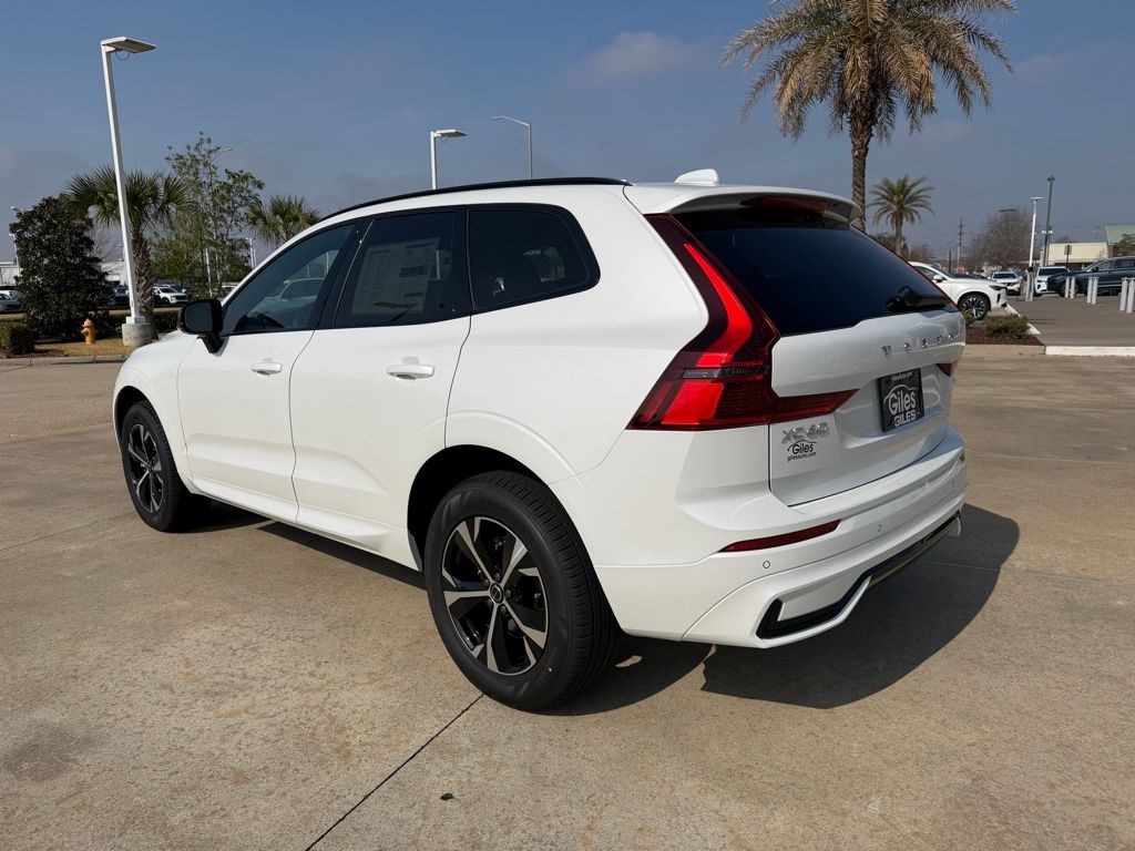 New 2026 Volvo XC60 B5 Core SUV