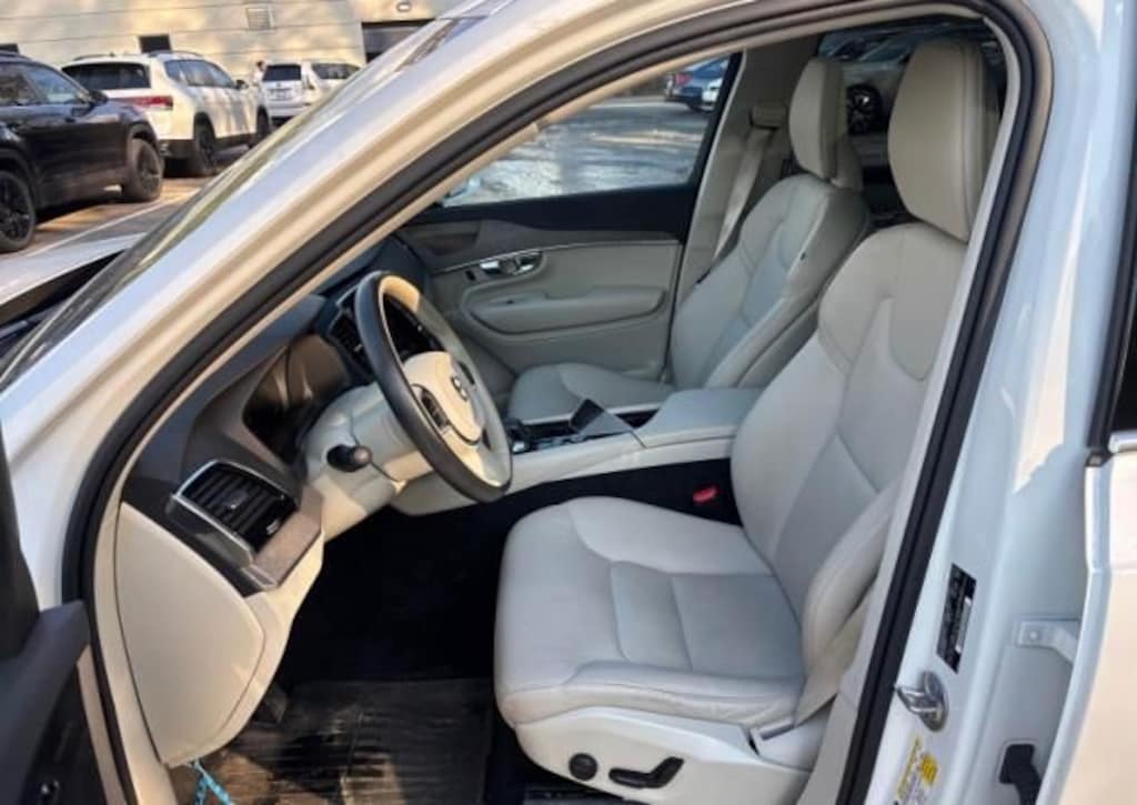 Used 2023 Volvo XC90 B6 AWD Plus 6-Seater SUV