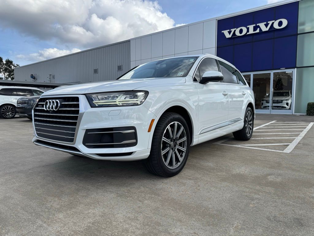2017 Audi Q7 Premium Plus's photo