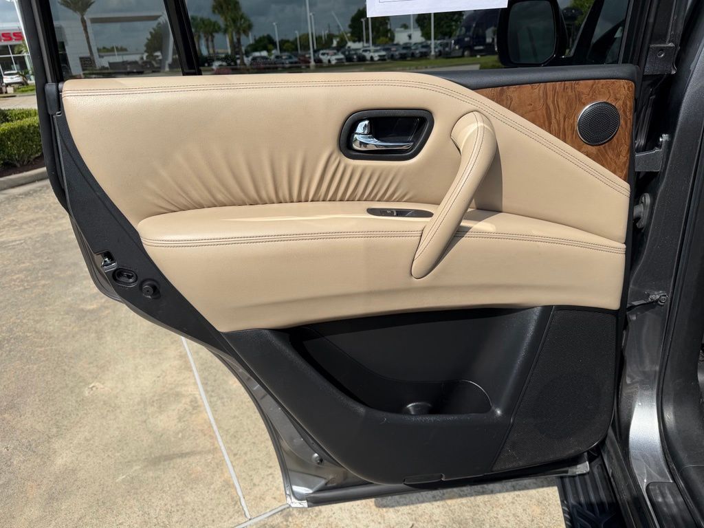 2021 Nissan Armada SL - Photo 14