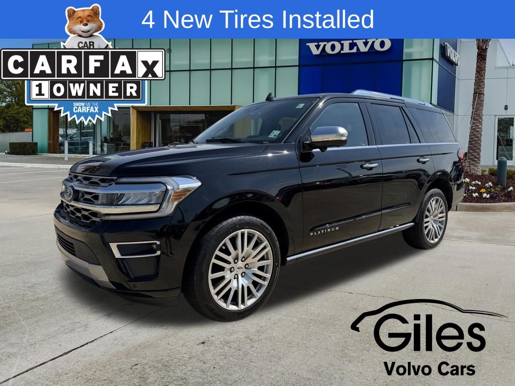 2023 Ford Expedition Platinum's photo