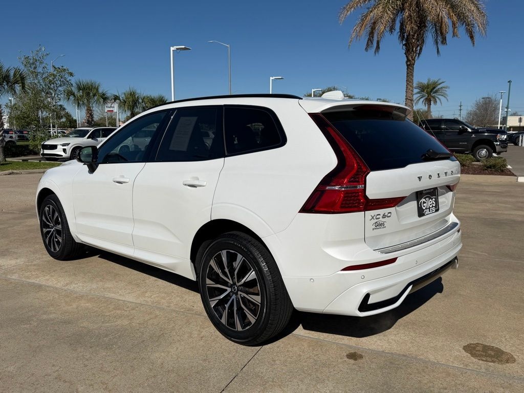 Used 2023 Volvo XC60 B5 AWD Plus Dark SUV