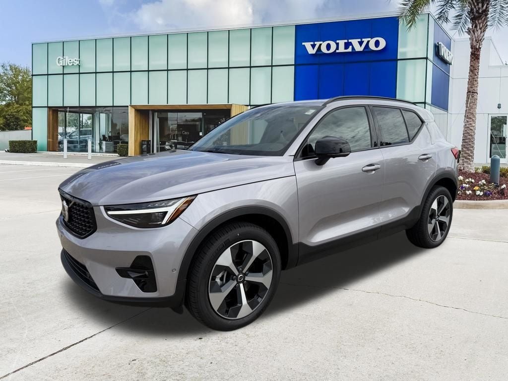 New 2026 Volvo XC40 B5 Plus SUV
