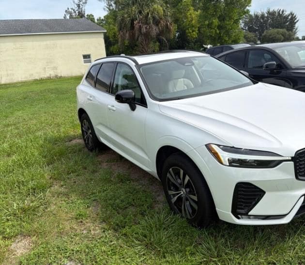 2025 Volvo XC60 B5 Core