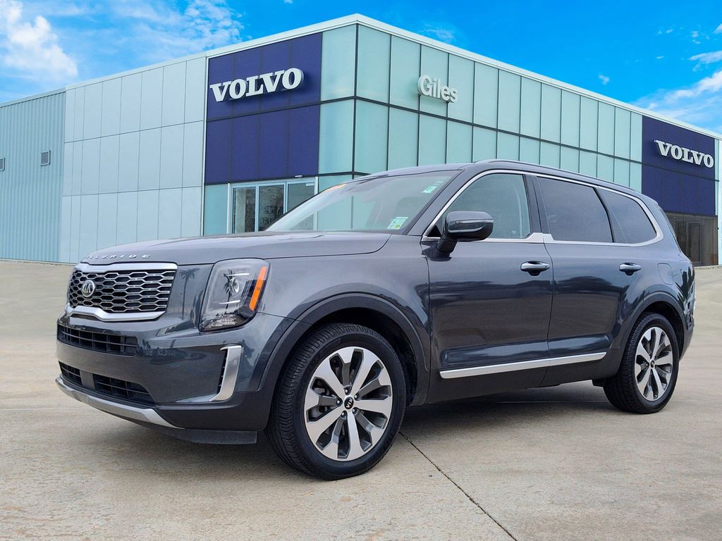 2021 Kia Telluride S's photo