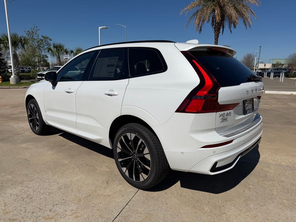 New 2026 Volvo XC60 B5 Plus SUV