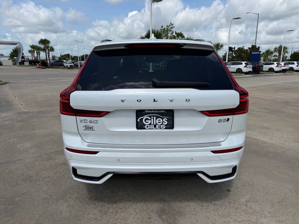 New 2026 Volvo XC60 B5 Ultra SUV