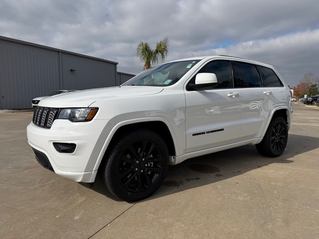 2021 Jeep Grand Cherokee Laredo X's photo