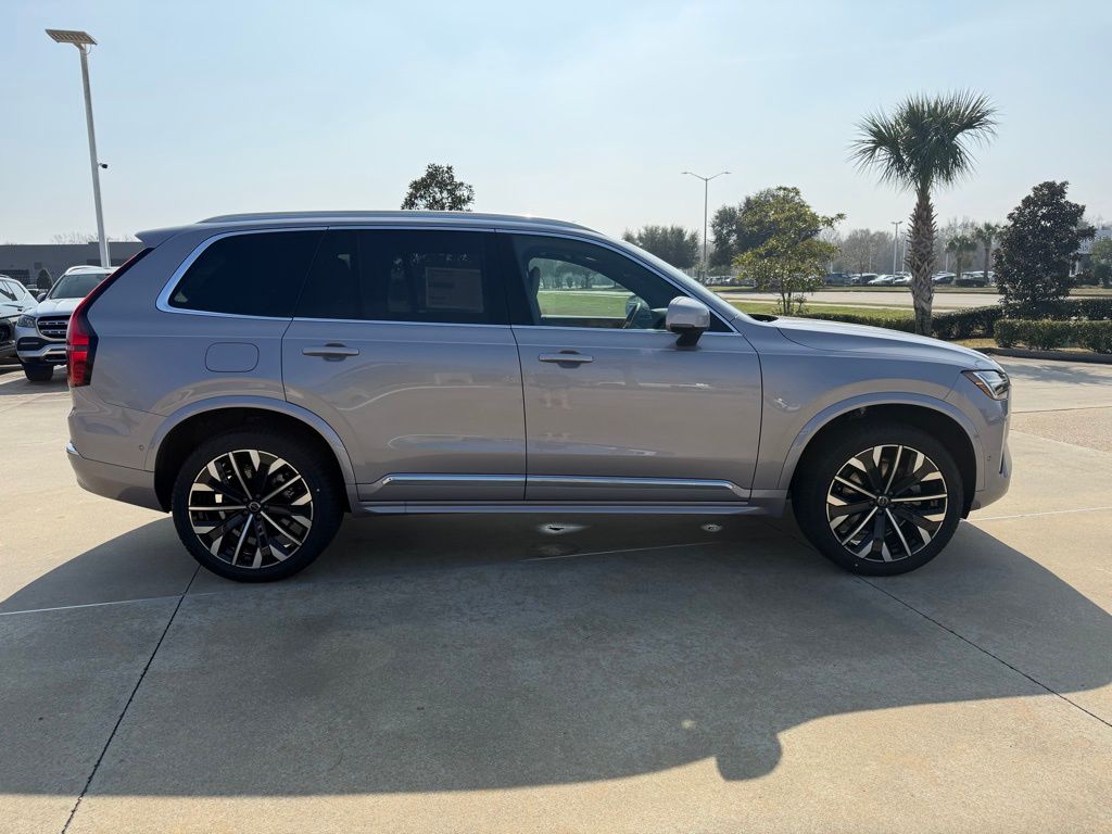 2026 Volvo XC90 Plus - Photo 6