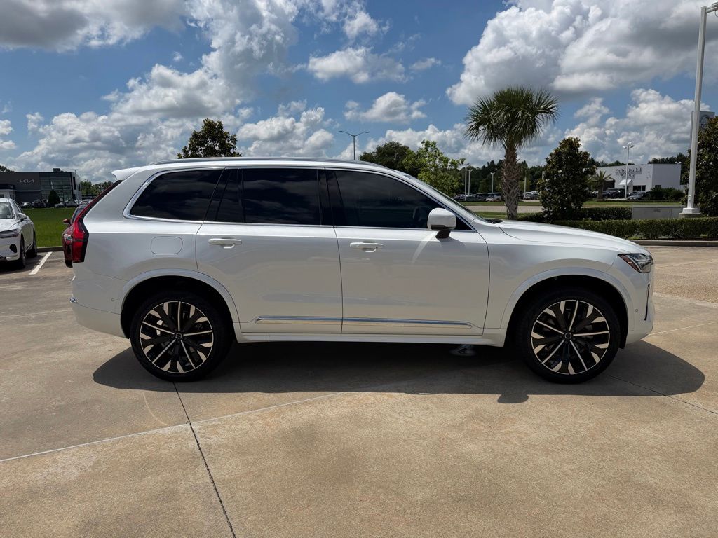 2026 Volvo XC90 Ultra - Photo 6