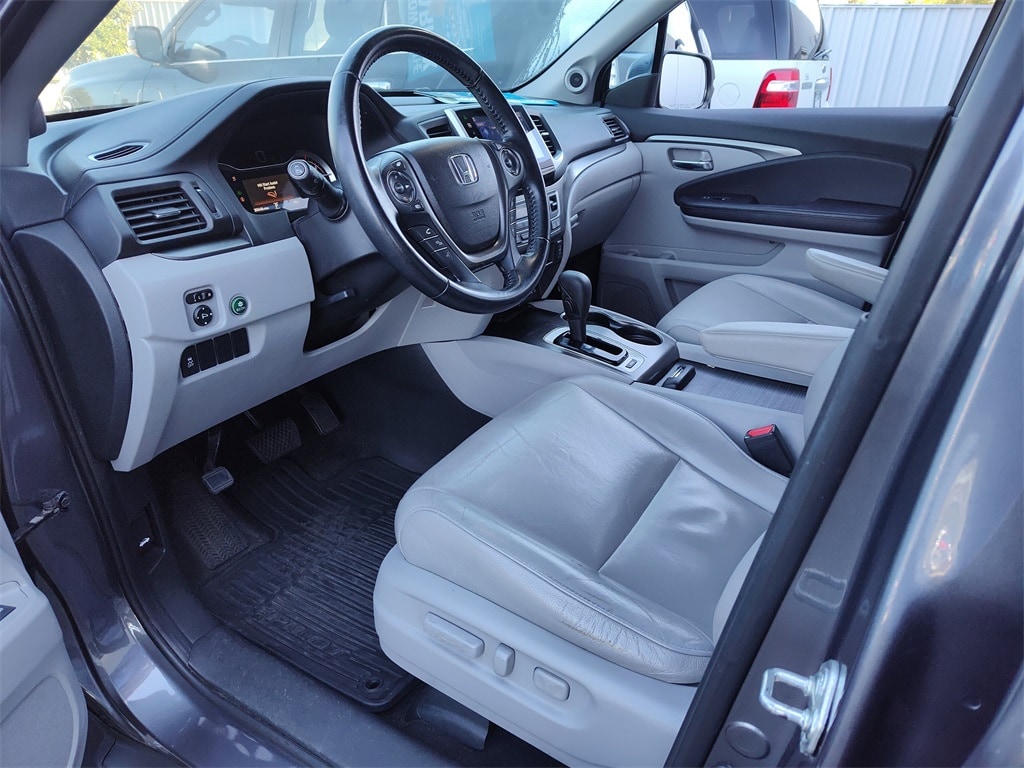 Used 2016 Honda Pilot EX-L FWD SUV