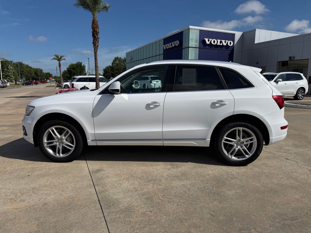 Used 2017 Audi Q5 Premium Plus with VIN WA1L2AFP9HA053118 for sale in Lafayette, LA