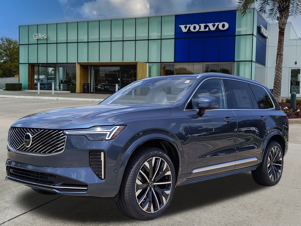 2026 Volvo XC90 Plus's photo