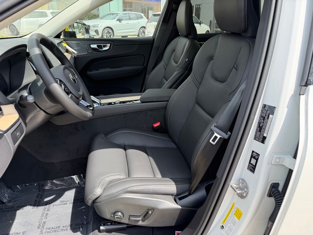 2026 Volvo XC60 Ultra - Photo 11