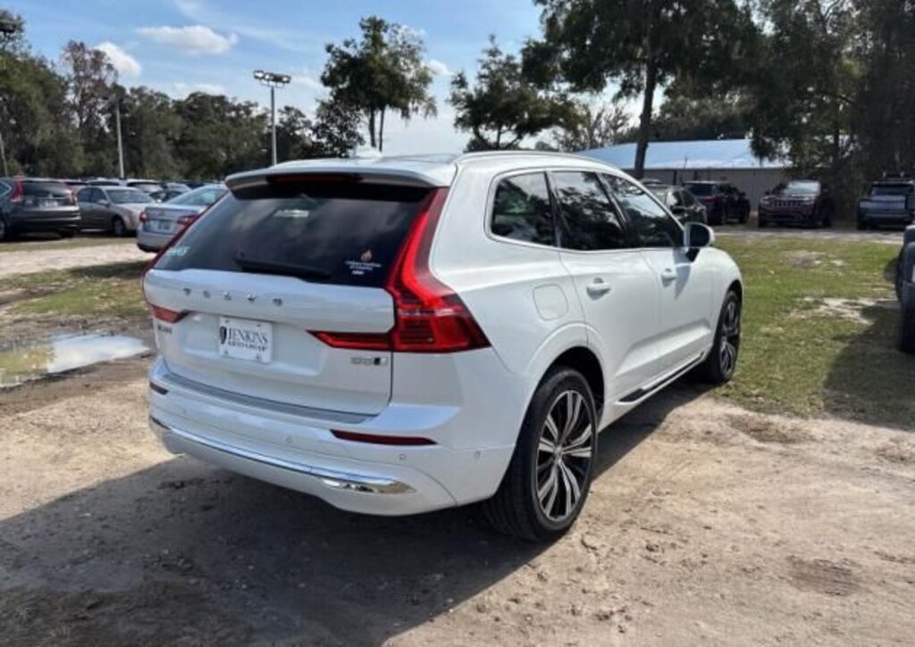 Used 2023 Volvo XC60 B5 AWD Plus Bright SUV