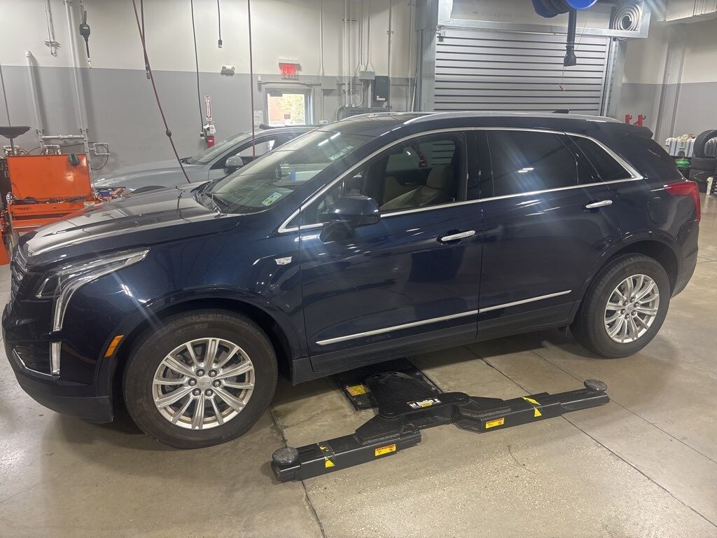 Used 2017 CADILLAC XT5 SUV