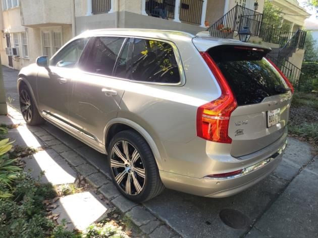 2023 Volvo XC90 AWD Ultimate photo 3