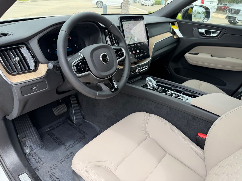 2026 Volvo XC60 Core - Photo 12