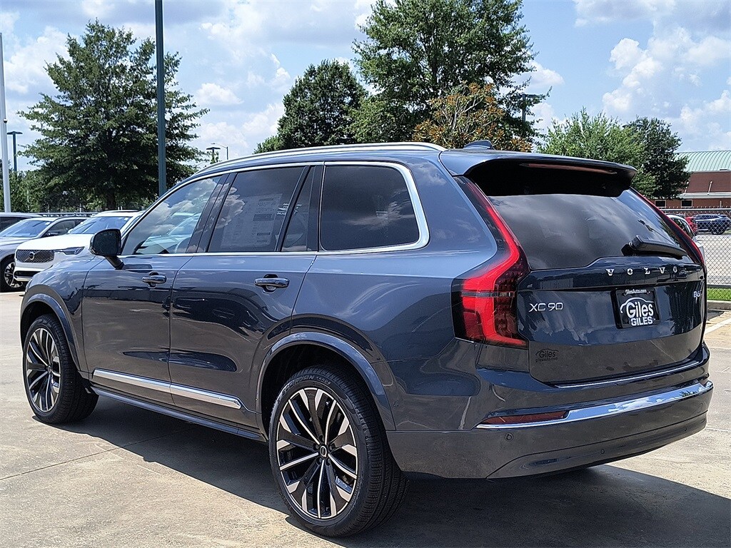 2026 Volvo XC90 Plus photo 3