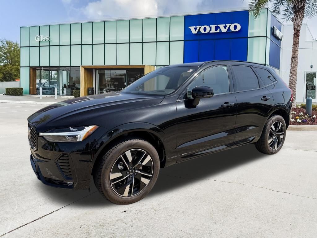 2026 Volvo XC60 B5 Plus